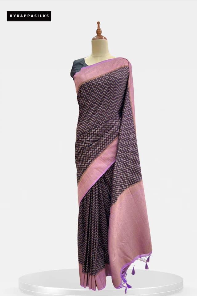Semi Khaddhi Georgette Saree Purple & Pink Border QS298150