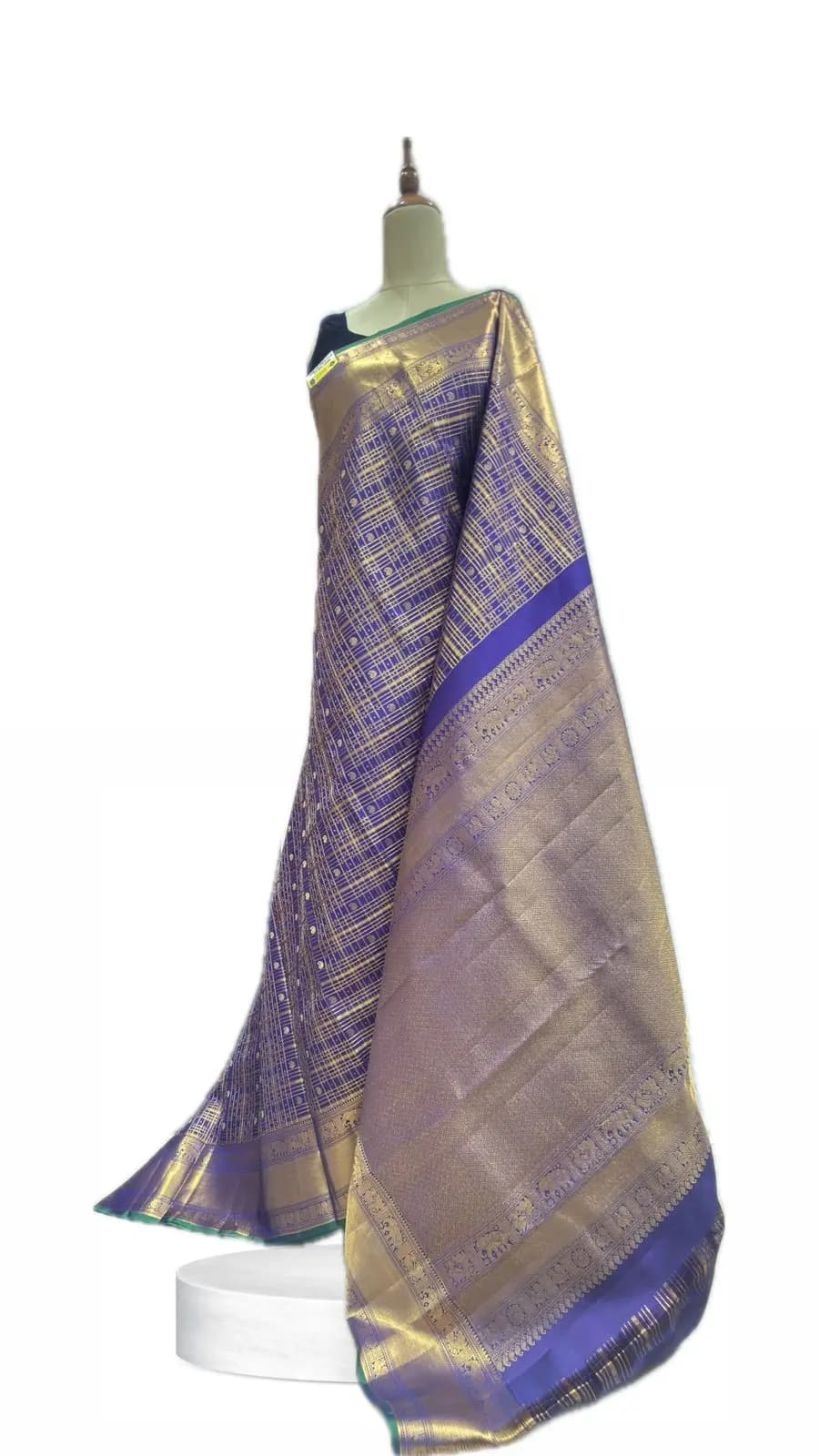 Kanjeevaram Purple Pure Silk Saree 1GSM  AA208424