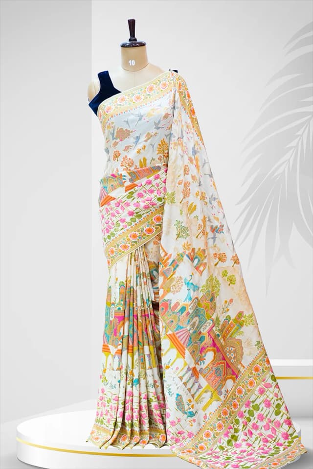 Munga Silk Light White with Village Theme QS236350