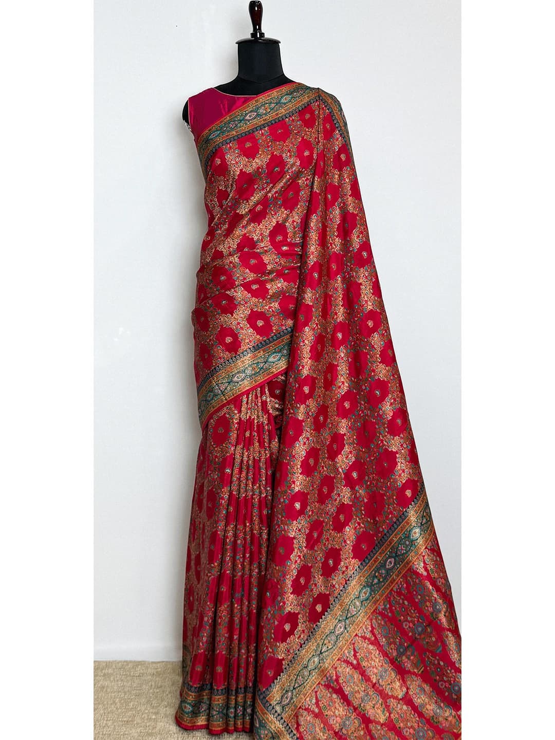 Pashmina Saree - Red Colour - QS200067