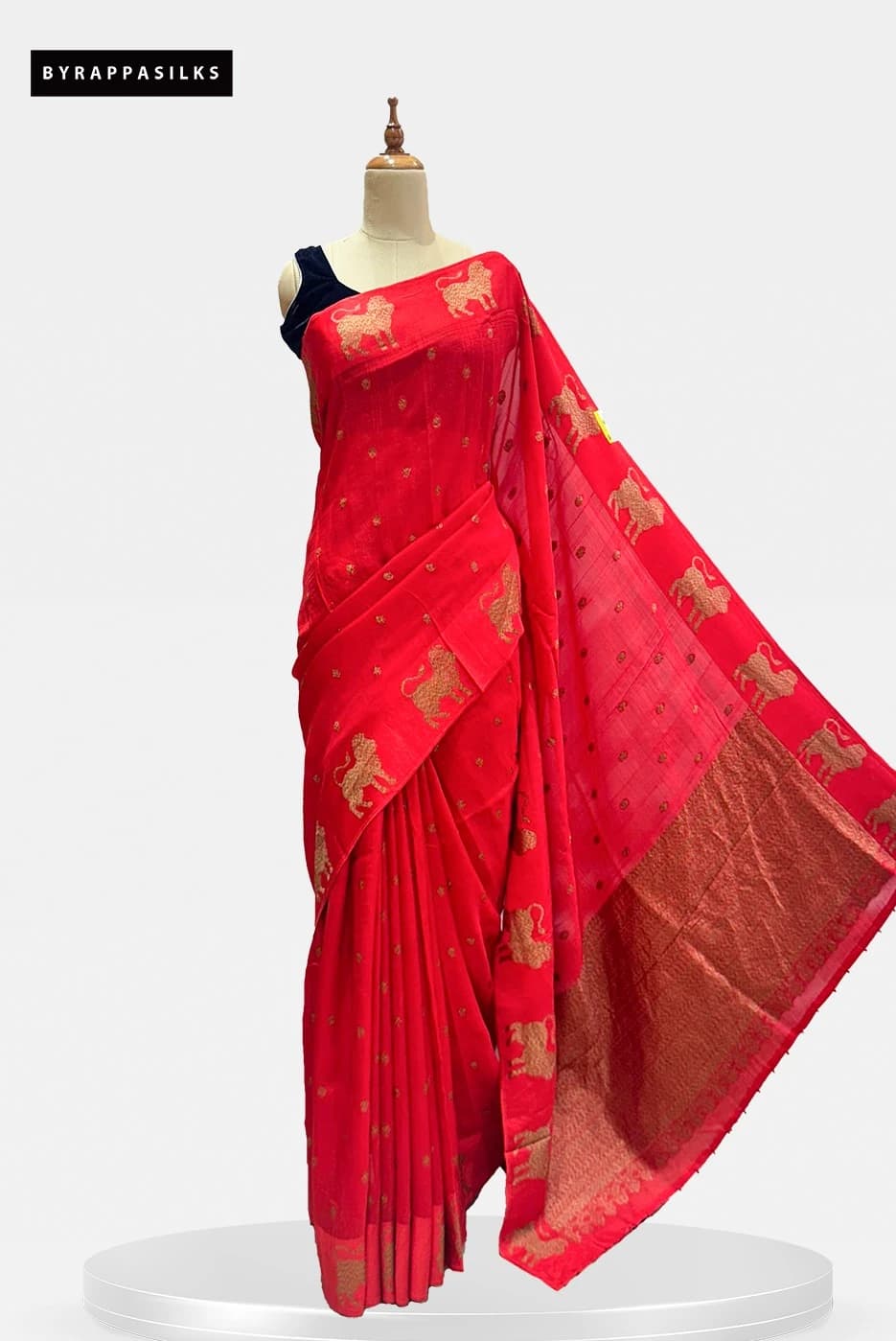 Regal Red Traditional Saree QS287701