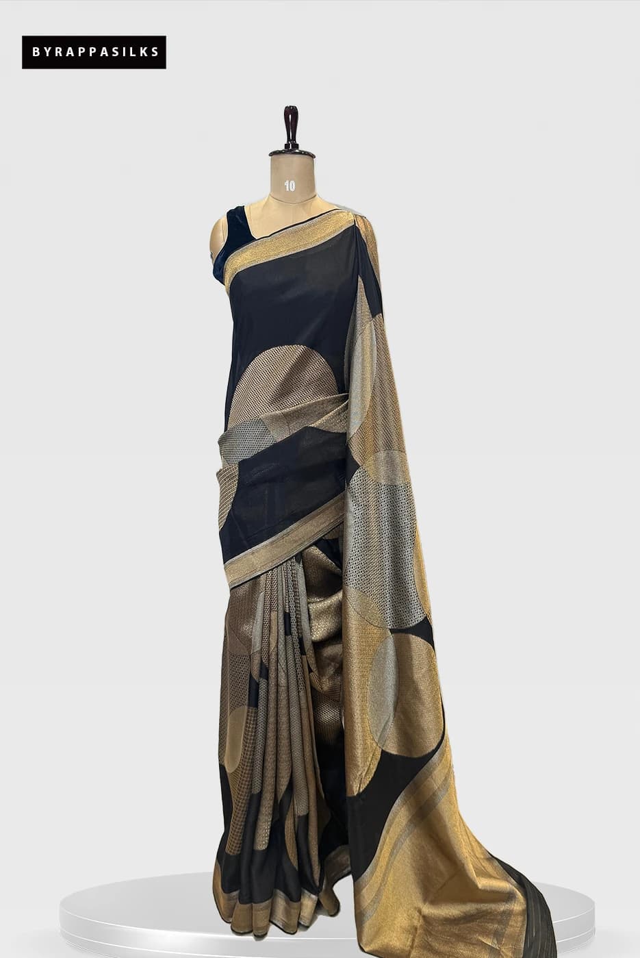 Georgette Saree With Circle Design Black Colour QS280476