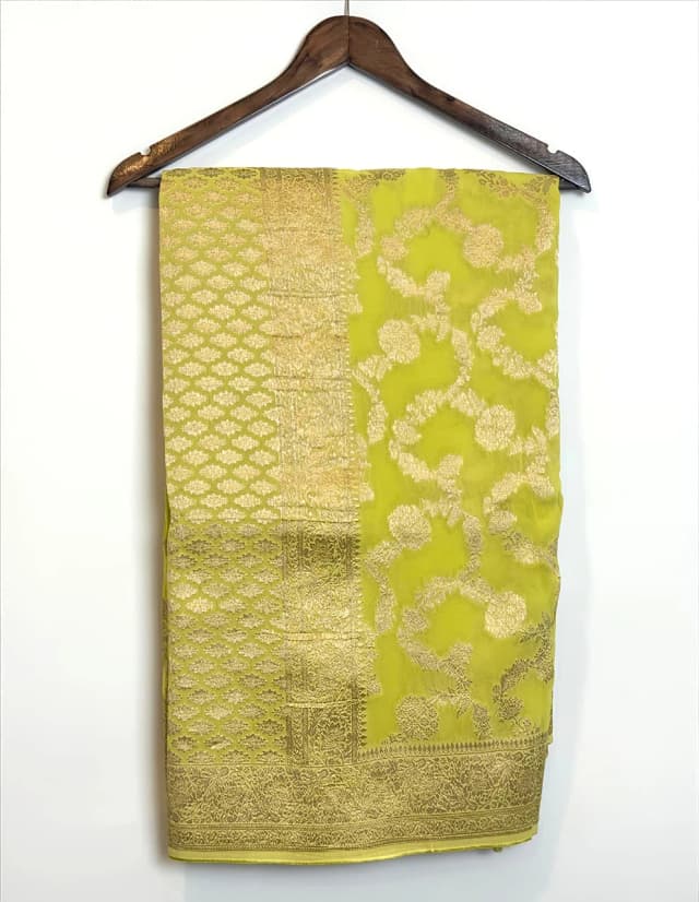 khadhi George tte Vibrant Lime Green Saree with Golden Zari QS257704