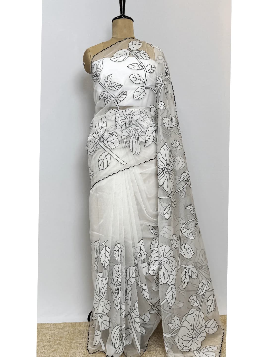 Organza Saree With Aplic Work - White Colour - QS282753