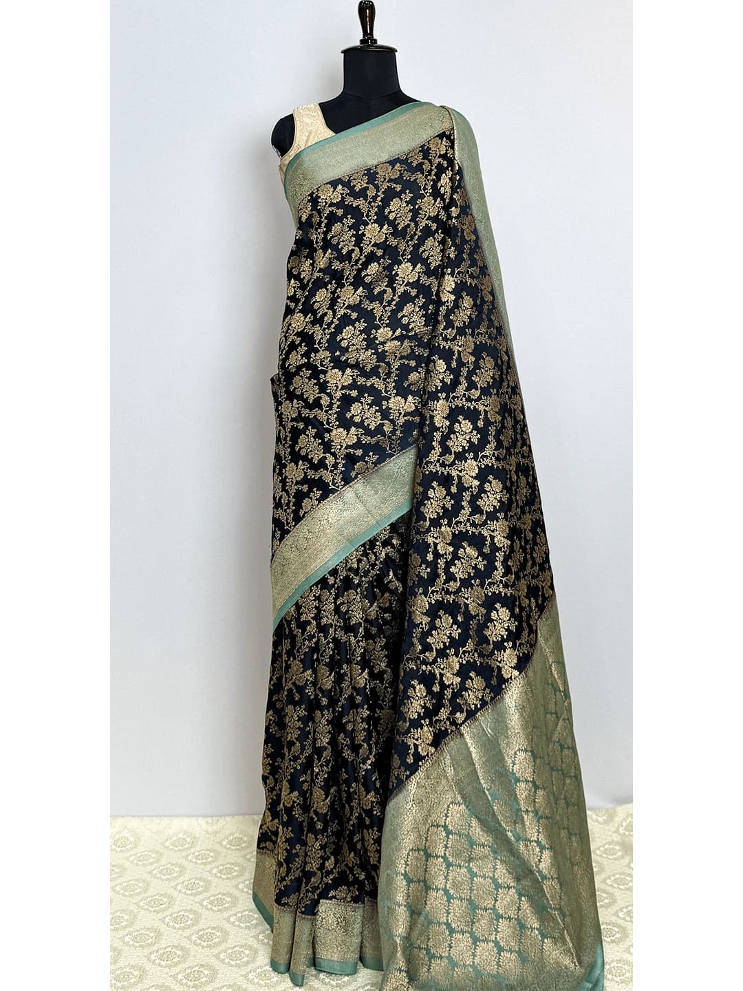 Banarasi Saree - QS212533